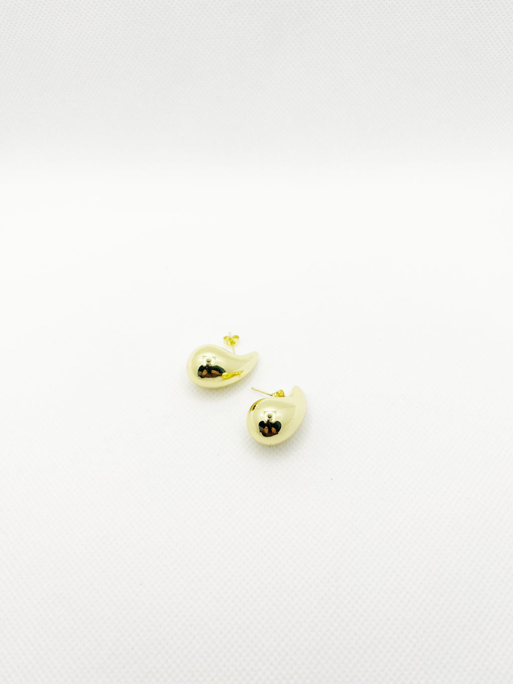 Anika Mini Teardrop Earrings