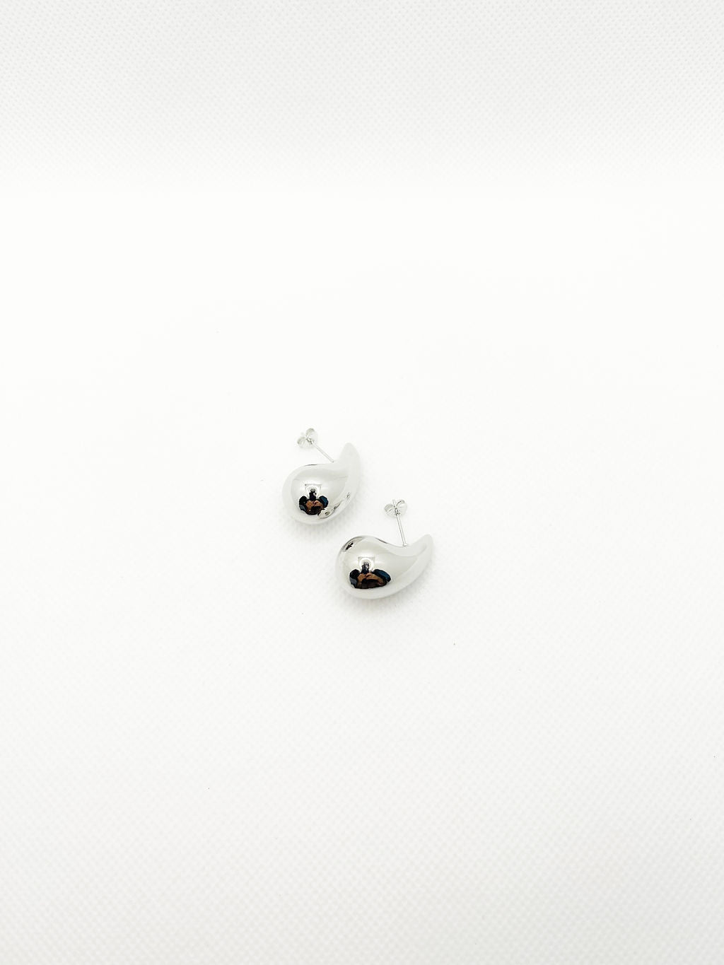 Anika Mini Teardrop Earrings